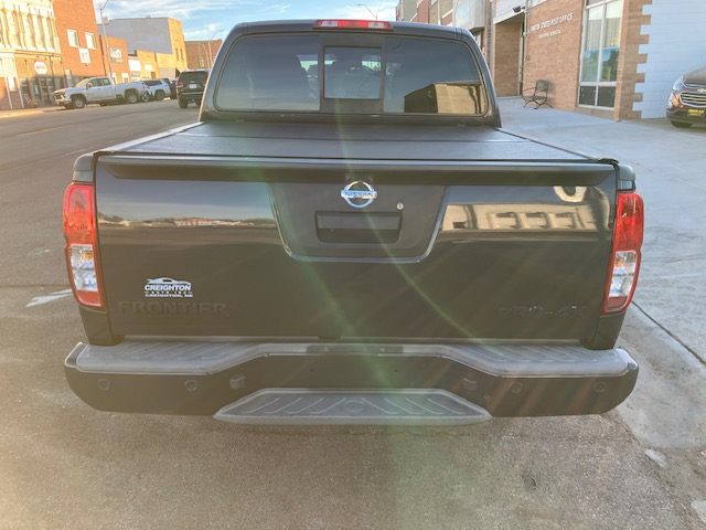 Nissan Frontier SL Crew Cab 5AT 4WD 2015