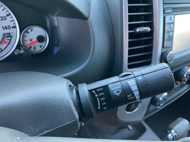 Nissan Frontier SL Crew Cab 5AT 4WD 2015