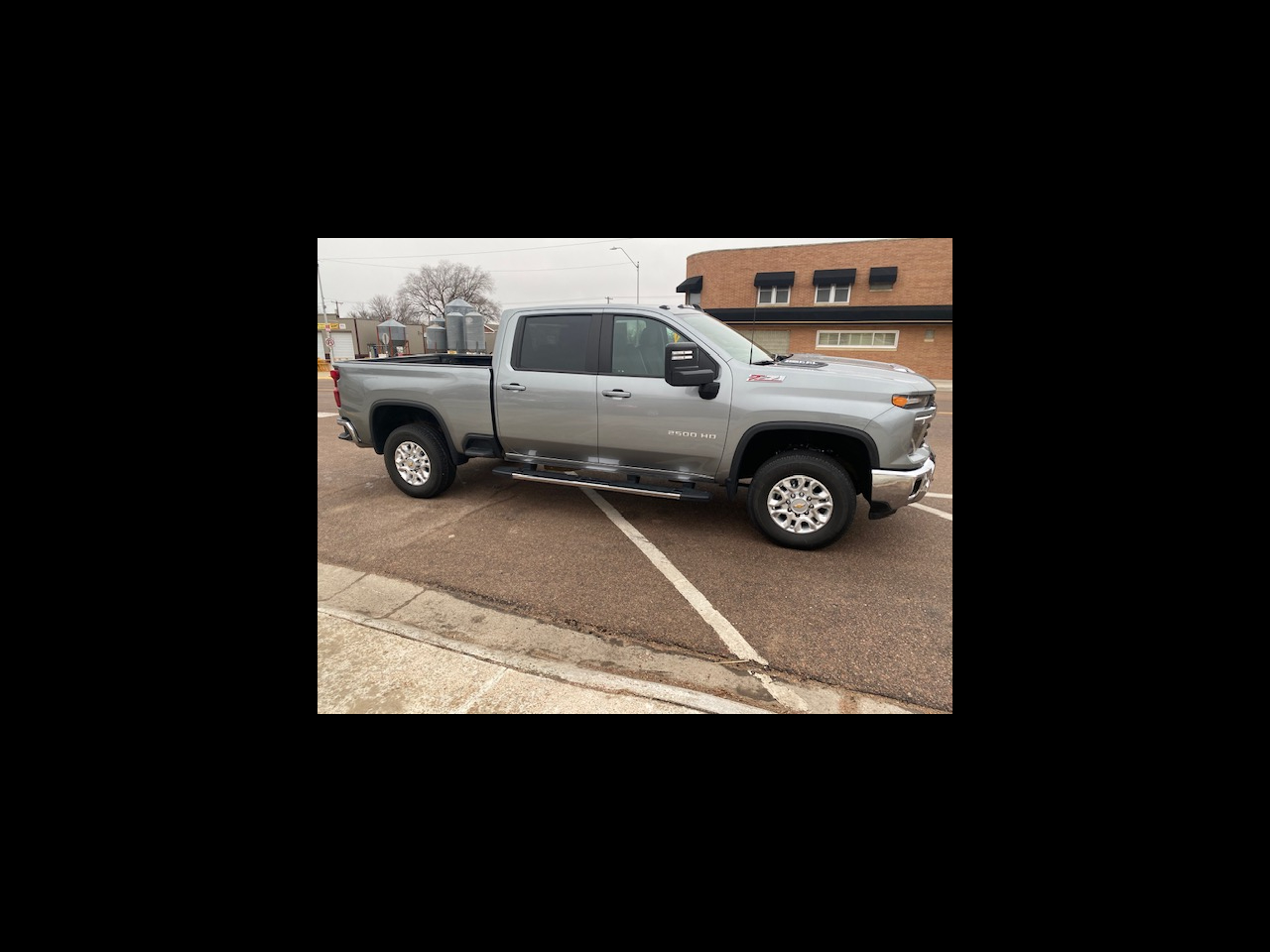 Chevrolet Silverado 2500HD LT Crew Cab Short Box 4WD 2024