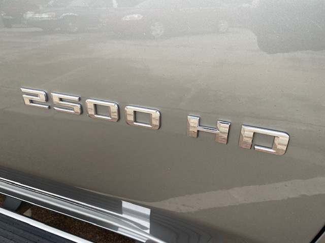 Chevrolet Silverado 2500HD LT Crew Cab Short Box 4WD 2024