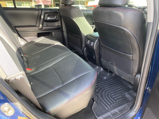 Toyota 4Runner SR5 4WD 2015