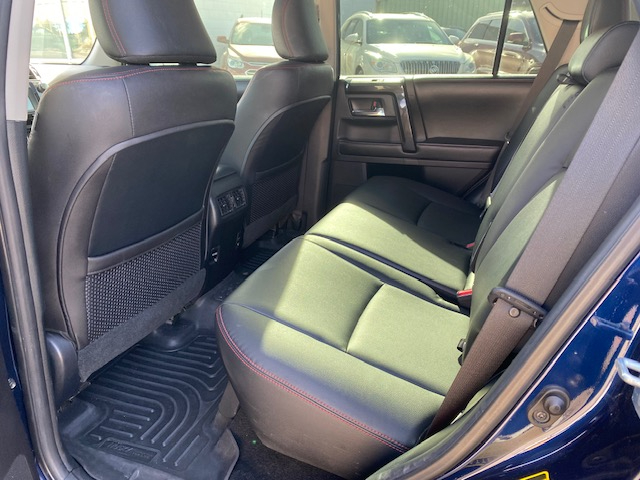 Toyota 4Runner SR5 4WD 2015