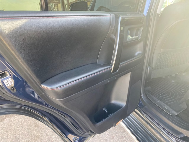 Toyota 4Runner SR5 4WD 2015