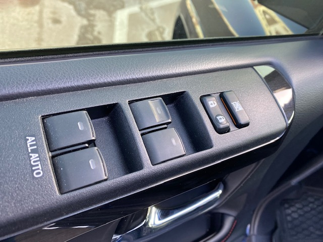 Toyota 4Runner SR5 4WD 2015