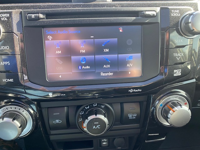 Toyota 4Runner SR5 4WD 2015