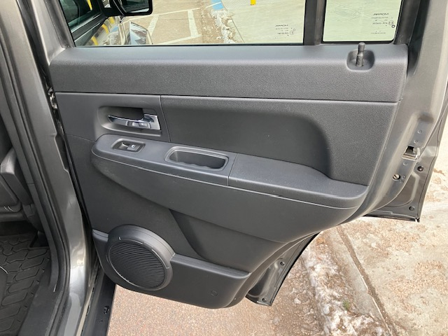 Jeep Liberty Sport 4WD 2012