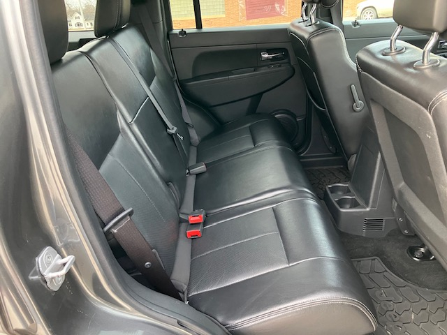 Jeep Liberty Sport 4WD 2012