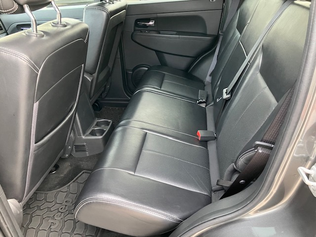 Jeep Liberty Sport 4WD 2012