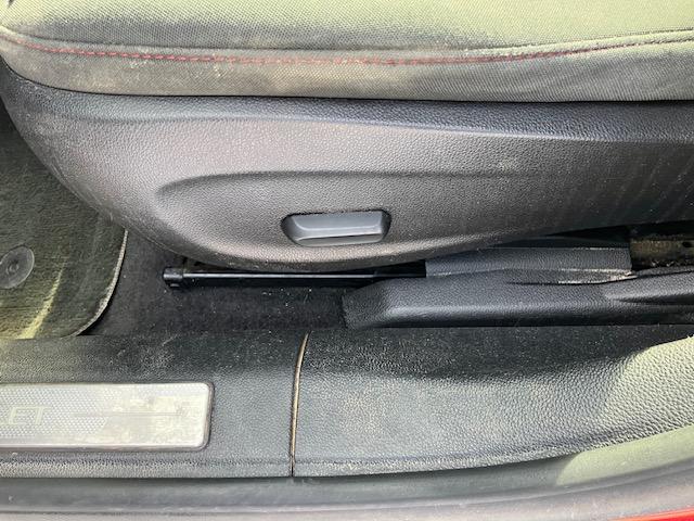 Chevrolet Cruze 1LT 2011