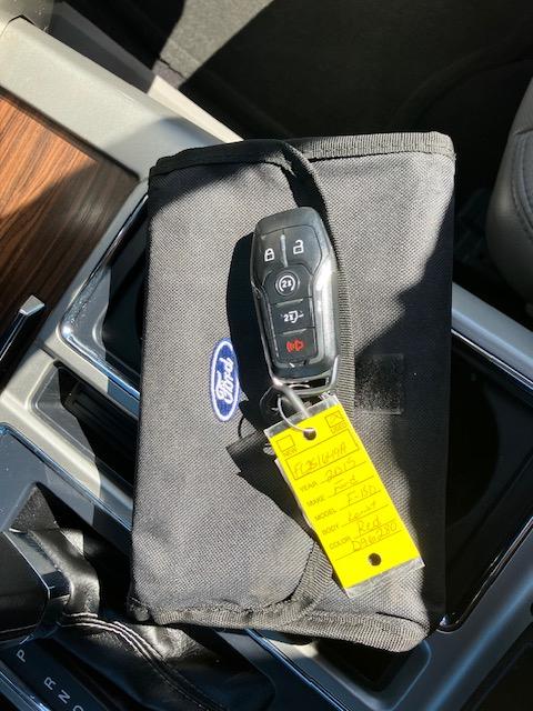 Ford F-150 XL SuperCrew 5.5-ft. Bed 4WD 2015