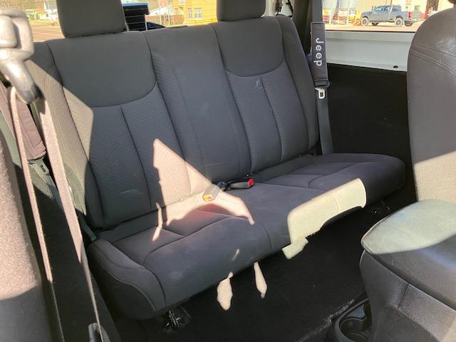 Jeep Wrangler Sport 4WD 2015