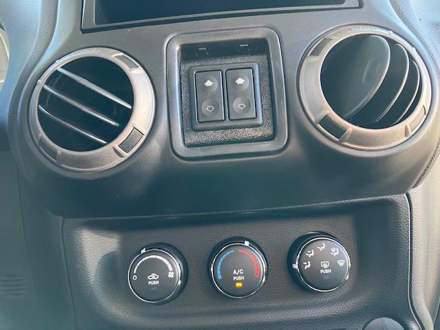 Jeep Wrangler Sport 4WD 2015