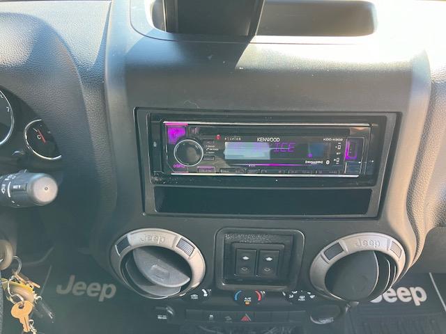 Jeep Wrangler Sport 4WD 2015