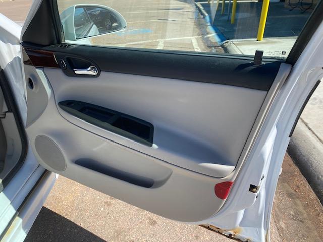 Chevrolet Impala LS 2011