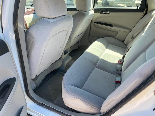 Chevrolet Impala LS 2011