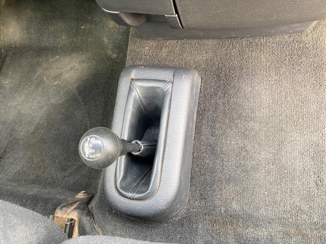 Dodge Ram 1500 2dr Reg Cab 120.5 4WD SLT 2002