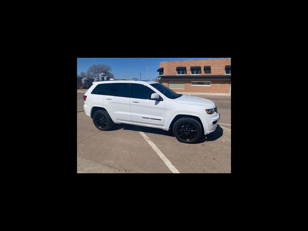 2020 Jeep Grand Cherokee Laredo 4WD