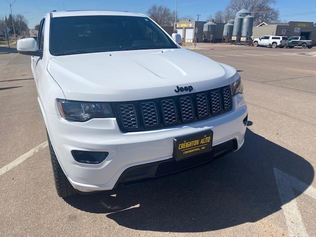 Jeep Grand Cherokee Laredo 4WD 2020