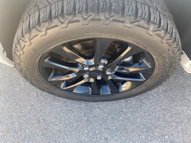 Jeep Grand Cherokee Laredo 4WD 2020