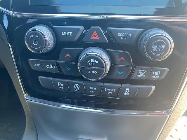 Jeep Grand Cherokee Laredo 4WD 2020