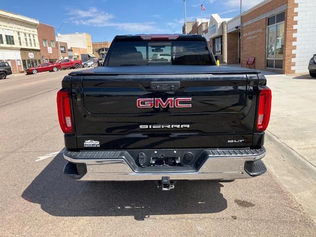 GMC Sierra 1500 SLT Crew Cab Long Box 4WD 2019