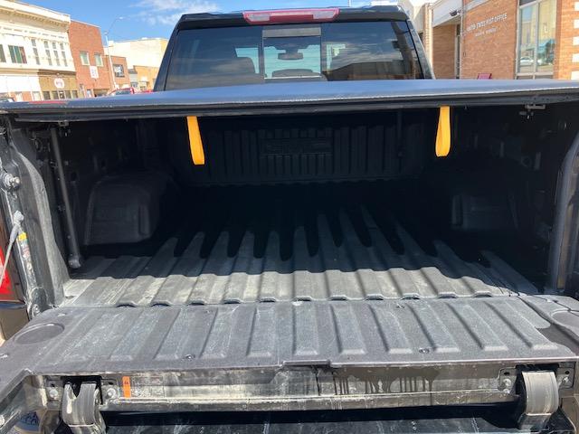 GMC Sierra 1500 SLT Crew Cab Long Box 4WD 2019