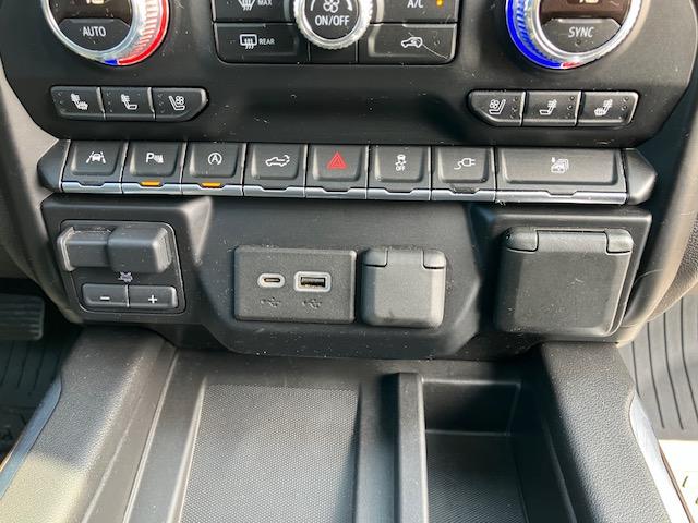 GMC Sierra 1500 SLT Crew Cab Long Box 4WD 2019