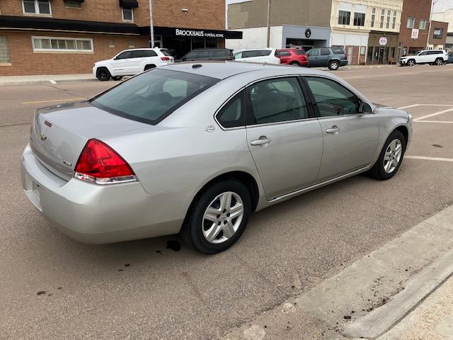 Chevrolet Impala LS 2008