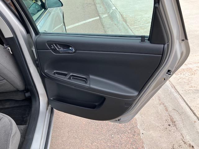 Chevrolet Impala LS 2008