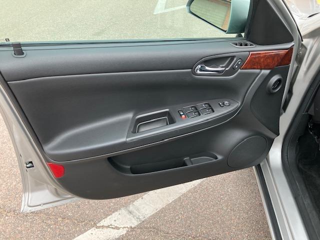 Chevrolet Impala LS 2008