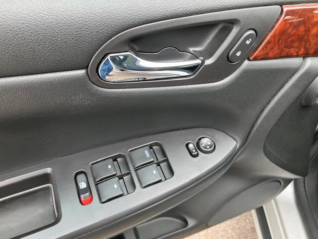 Chevrolet Impala LS 2008