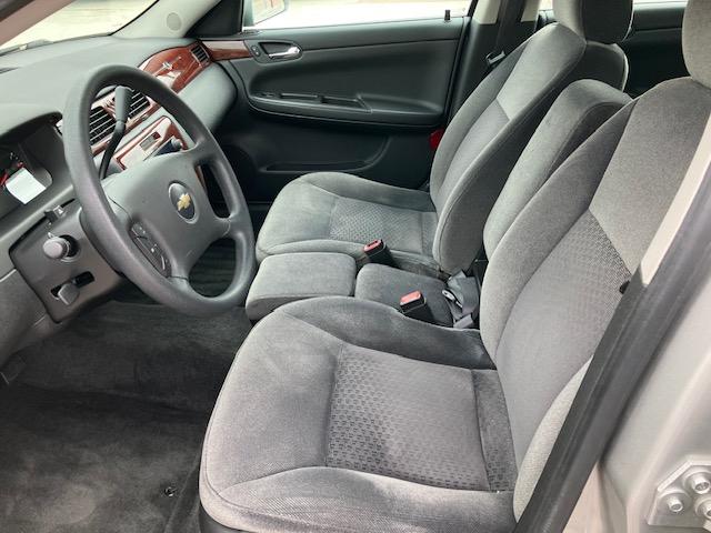 Chevrolet Impala LS 2008