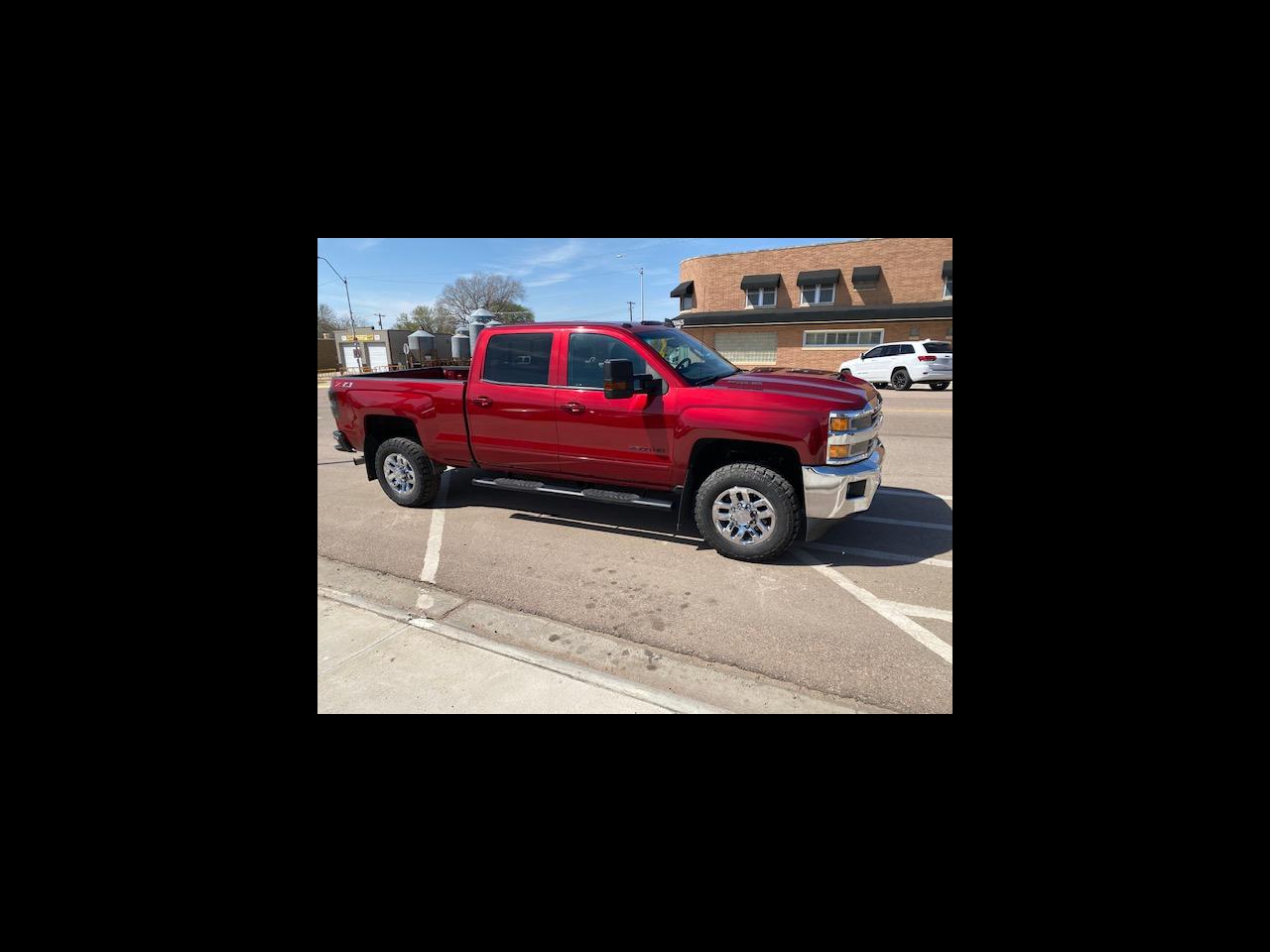2019 Chevrolet Silverado 2500HD LT Crew Cab Long Box 4WD