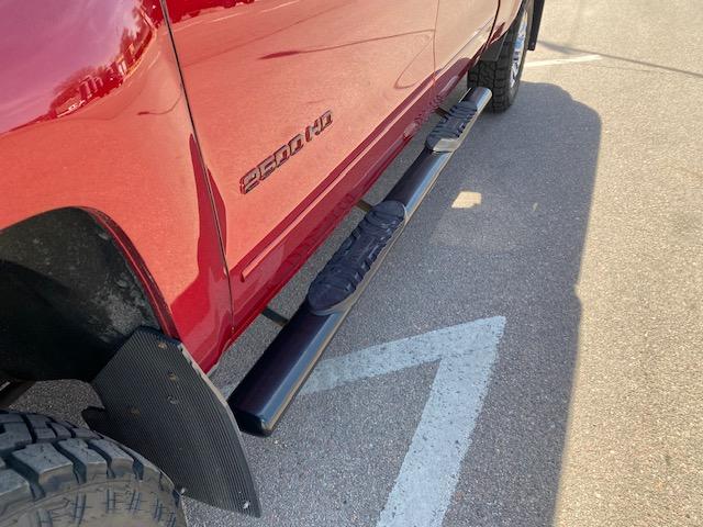 Chevrolet Silverado 2500HD LT Crew Cab Long Box 4WD 2019