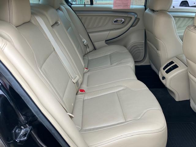 Ford Taurus SEL FWD 2016