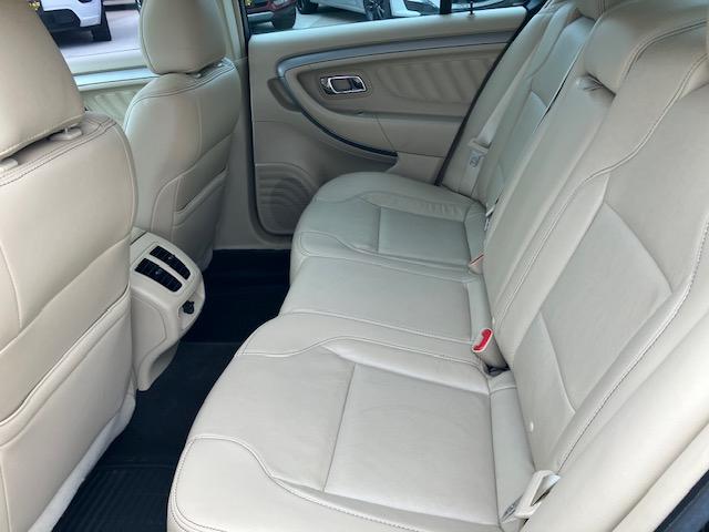 Ford Taurus SEL FWD 2016