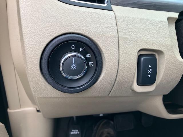 Ford Taurus SEL FWD 2016