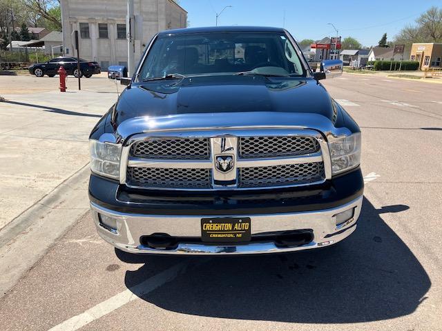 RAM 1500 Laramie Crew Cab 4WD 2012