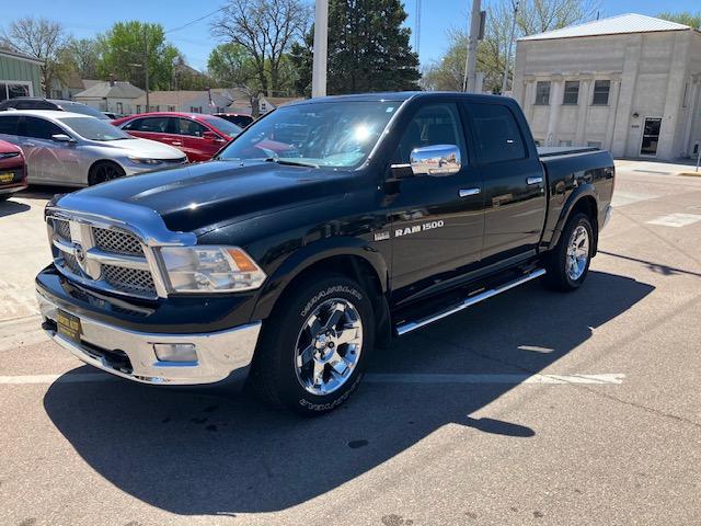 RAM 1500 Laramie Crew Cab 4WD 2012
