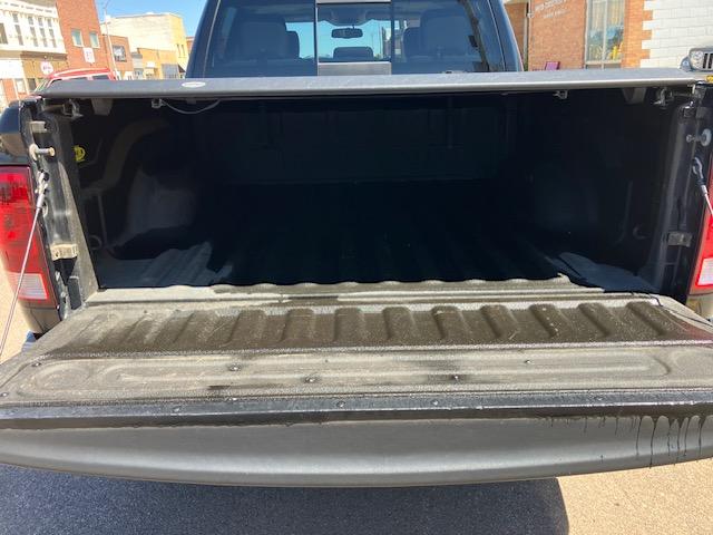 RAM 1500 Laramie Crew Cab 4WD 2012