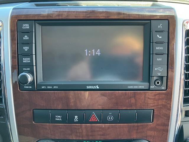 RAM 1500 Laramie Crew Cab 4WD 2012