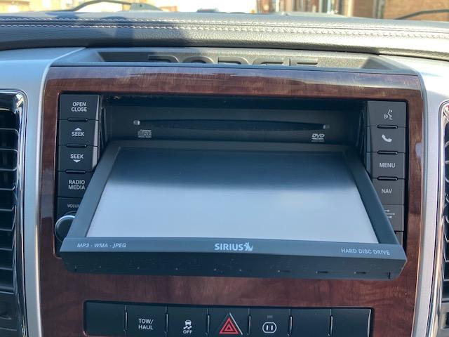 RAM 1500 Laramie Crew Cab 4WD 2012