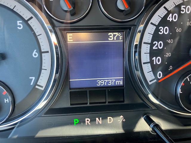 RAM 1500 Laramie Crew Cab 4WD 2012