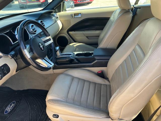 Ford Mustang GT Premium 2D Convertible 2008