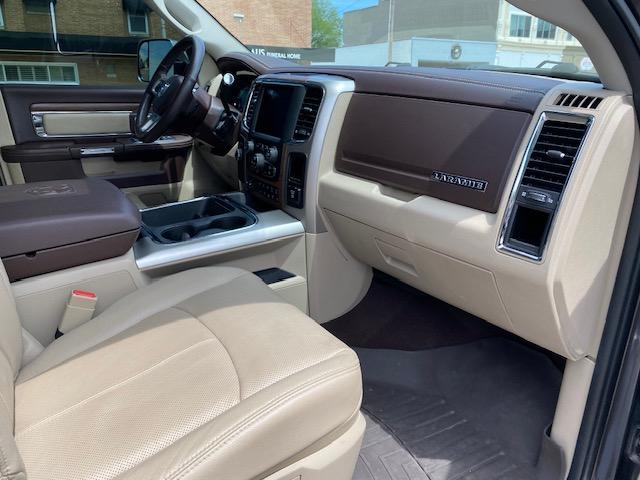 RAM 2500 Laramie Mega Cab 4WD 2018