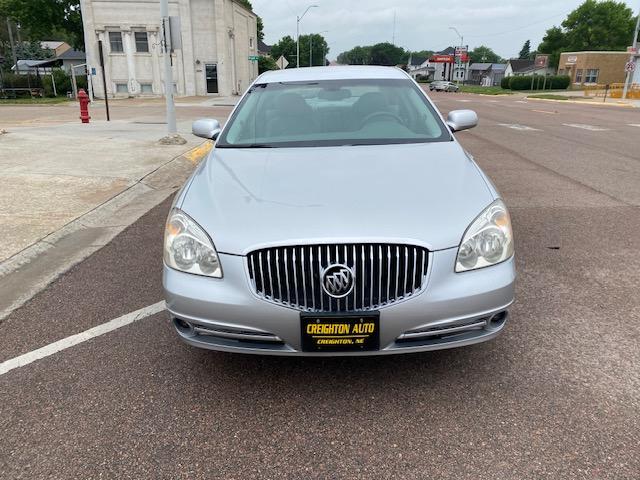 Buick Lucerne CXL 2010