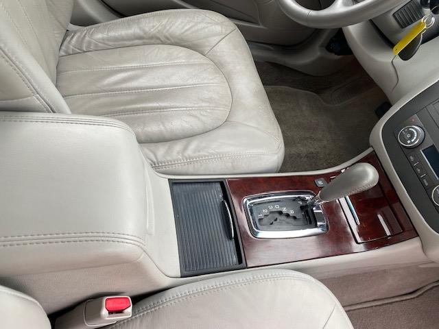 Buick Lucerne CXL 2010