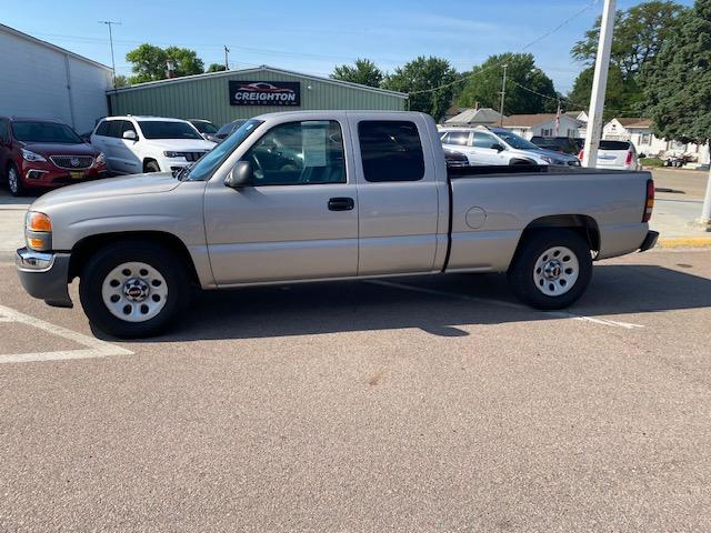 GMC Sierra 1500 Ext. Cab Long Bed 2WD 2005