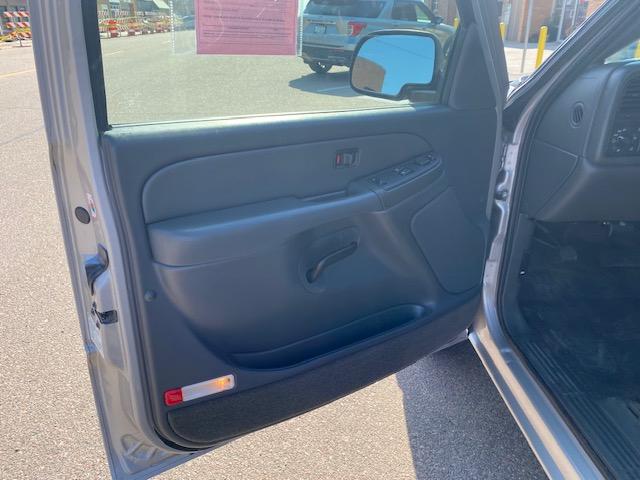 GMC Sierra 1500 Ext. Cab Long Bed 2WD 2005