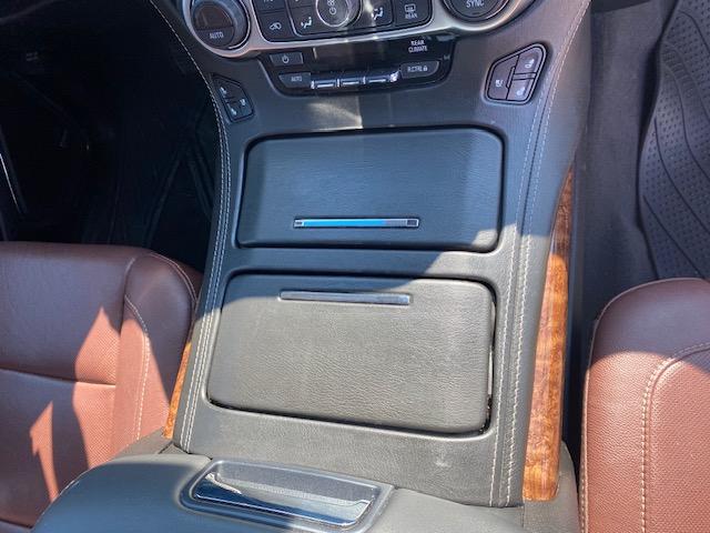Chevrolet Suburban Premier 4WD 2019